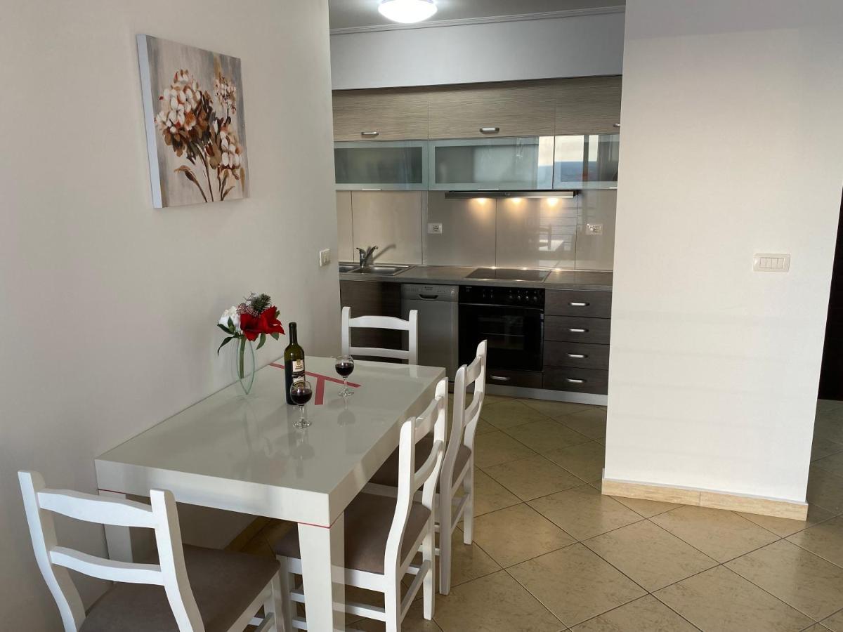 Apartment With Huge Sea View Balcony Saranda Zewnętrze zdjęcie